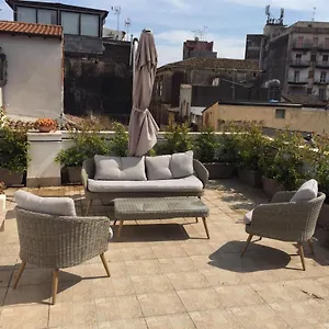 https://old-catania-terrace.taorminaitalyhotels.com