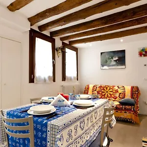 https://in-the-heart-of-venice-2017.hotelslidodijesolo.com